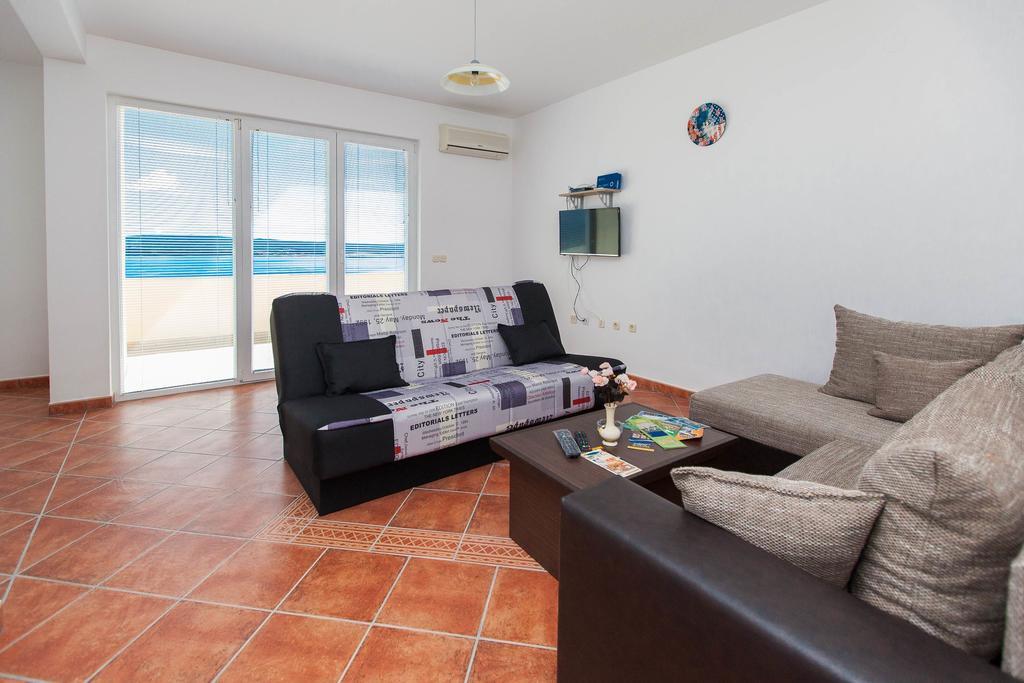 Apartmani Turudic Dramalj Ngoại thất bức ảnh