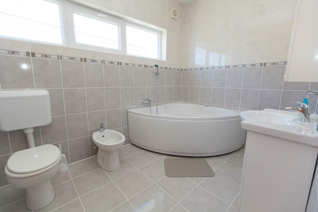 Apartmani Turudic Dramalj Ngoại thất bức ảnh