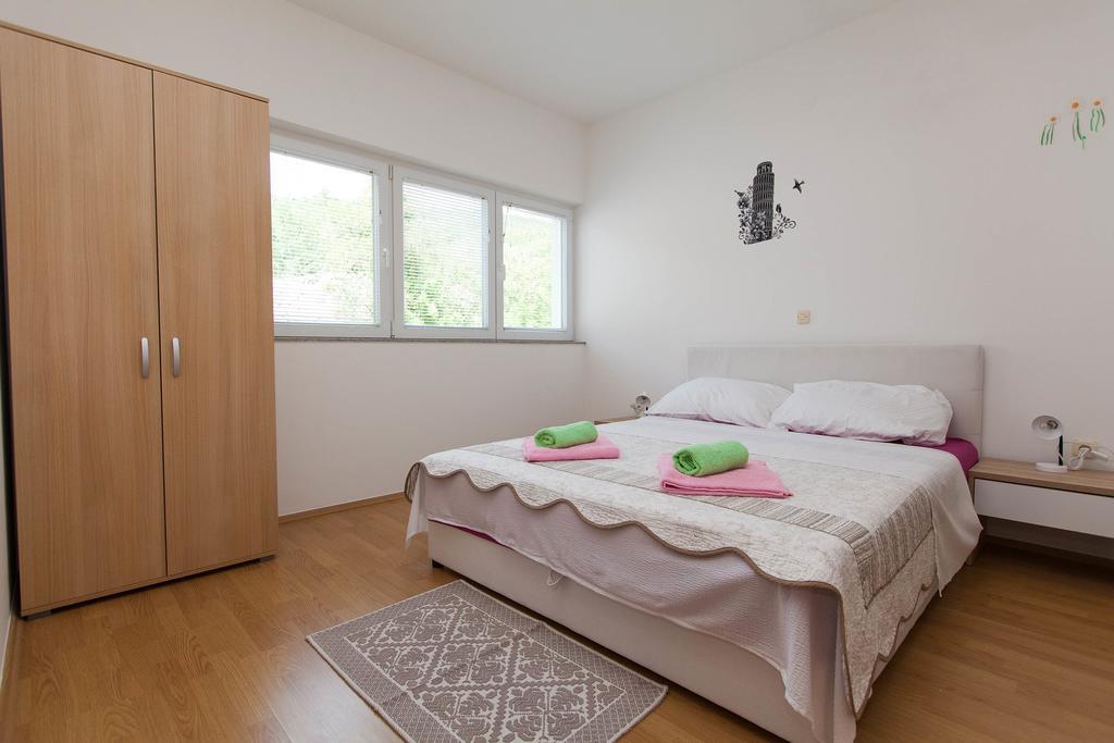 Apartmani Turudic Dramalj Ngoại thất bức ảnh